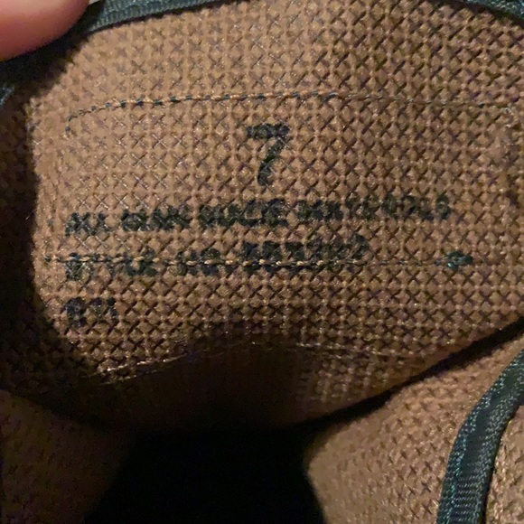 Orvis fly fishing boots. Unisex- men size 7 - Picture 4 of 4